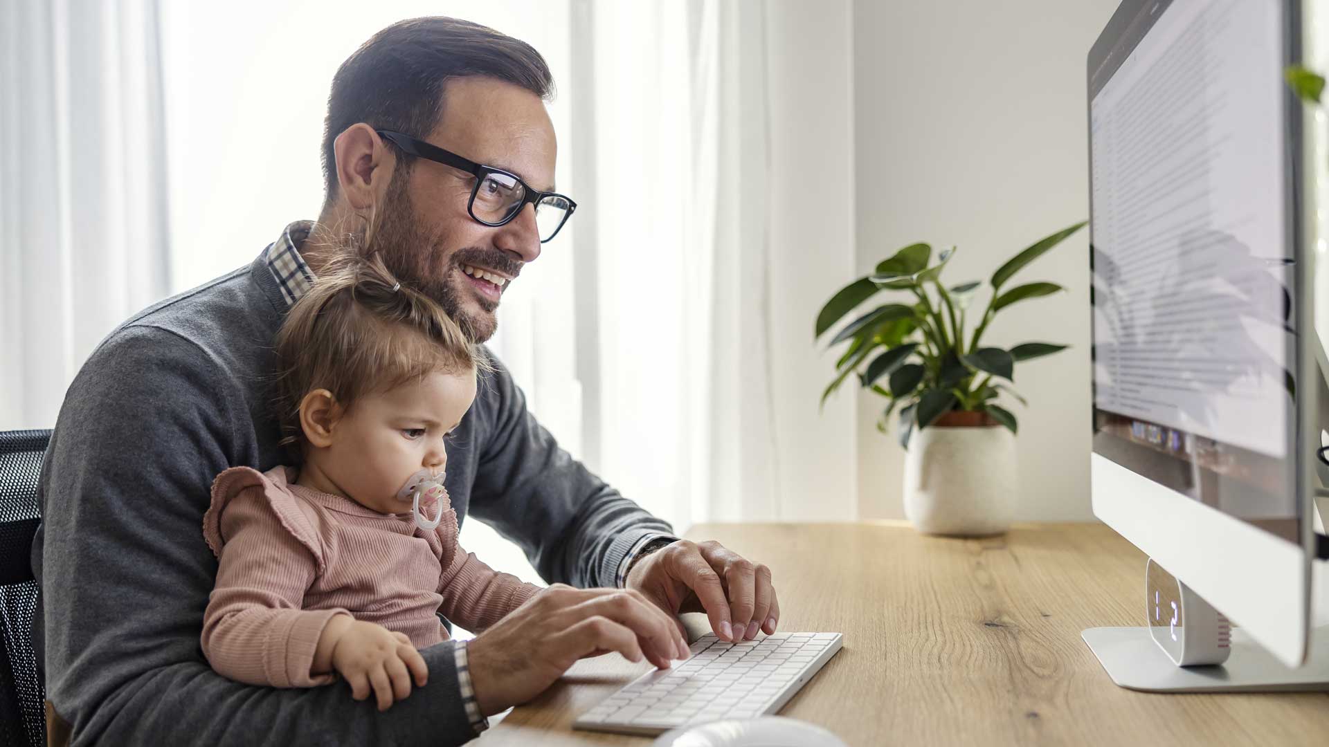 Use Blogging to Reach Parents